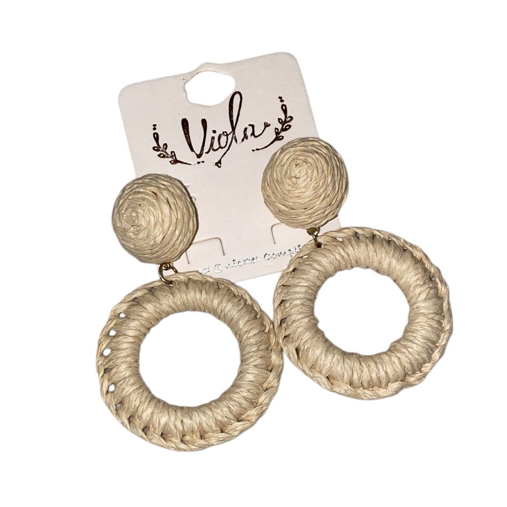 NWOT Cream Raffia Straw Earrings